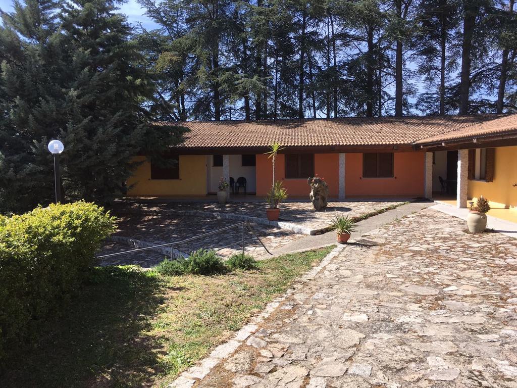 Agriturismo Usurtala Orani Luaran gambar